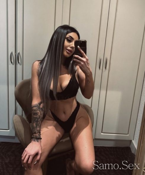 Vanessa Nova Za Purvi put 😍 -  снимка 5