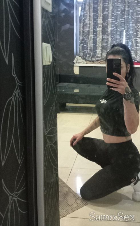 Малко сладко момиче. -  снимка 7