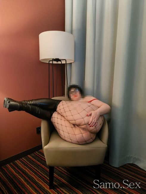 Голямото ми дупе иска да бъде изчукано😋 -  снимка 2