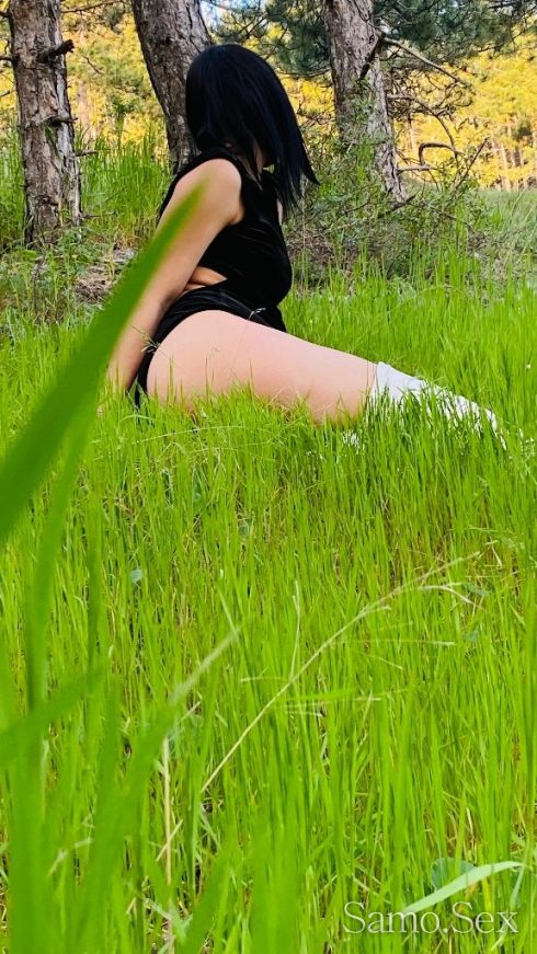 💋🔥 Твоята фантазия тази вечер… 🔥💋 -  снимка 1