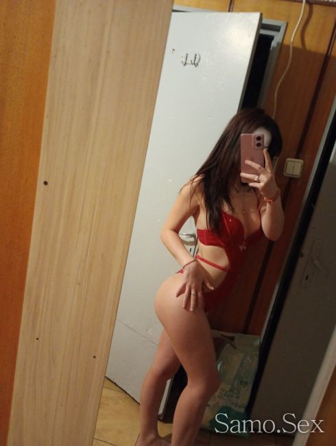 Емили -  снимка 3