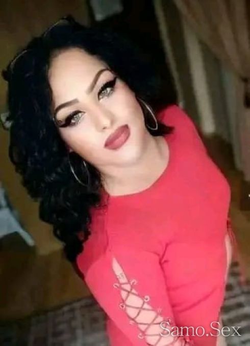 Наталия в очаква -  снимка 1