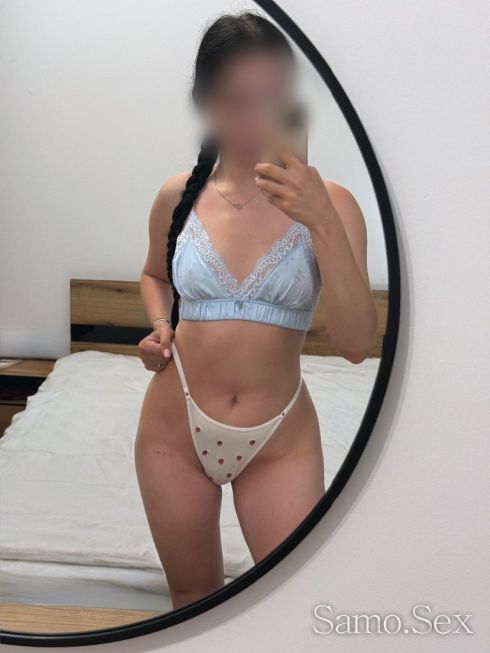 HOT Brunette 🔥☀️ -  снимка 2