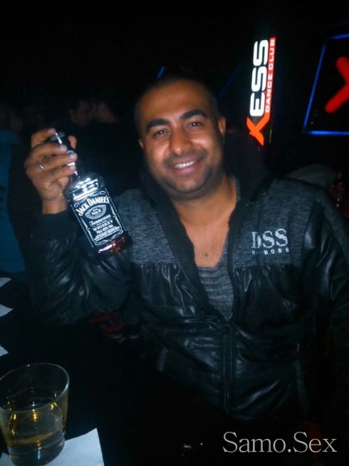 Жиголо за мъже и жени Само Активен имам и Колега -  снимка 2