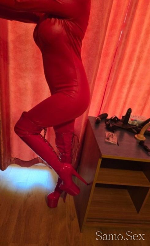 Строга господарка  СТРАП-ОН  МАСАЖИ -  снимка 12