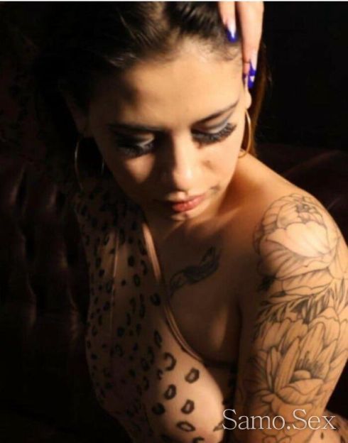 Нова съм в вашият град🫦 -  снимка 3