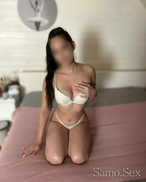 Твоето момиче!🤫😍 -  снимка 2