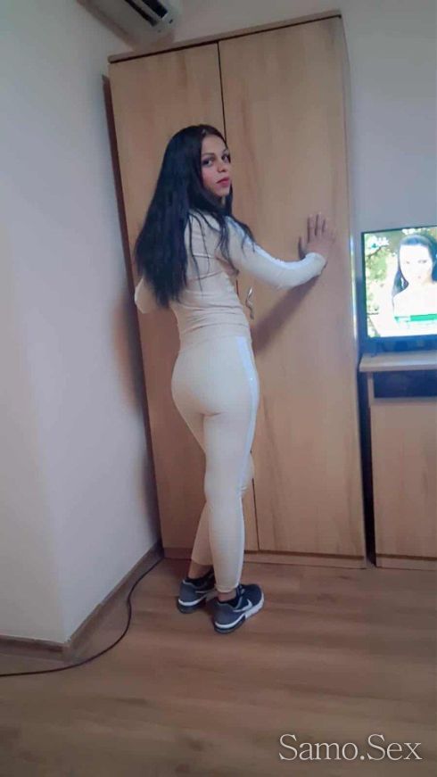 Ела и ме опитай...😍🥵🫦👅🍭 -  снимка 2