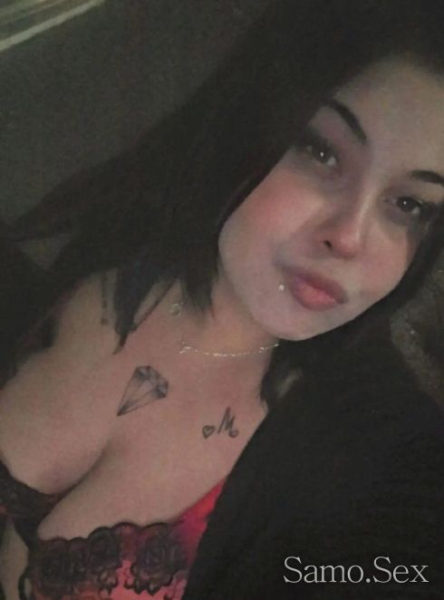 Богинята на френската любов😘 -  снимка 2