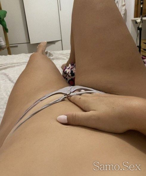 малка и секси -  снимка 3