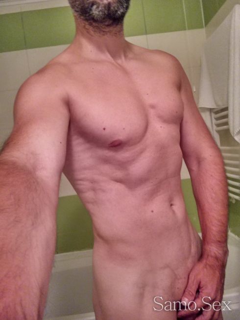 Атлетичен, дискретен, обрязан... -  снимка 1