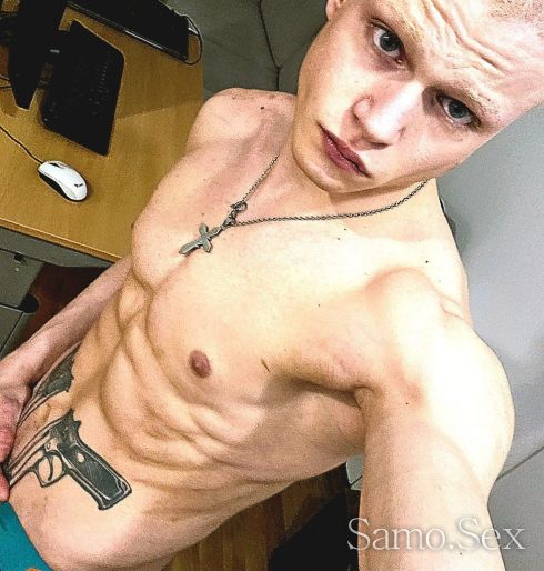 18 y.o twink escort -  снимка 3