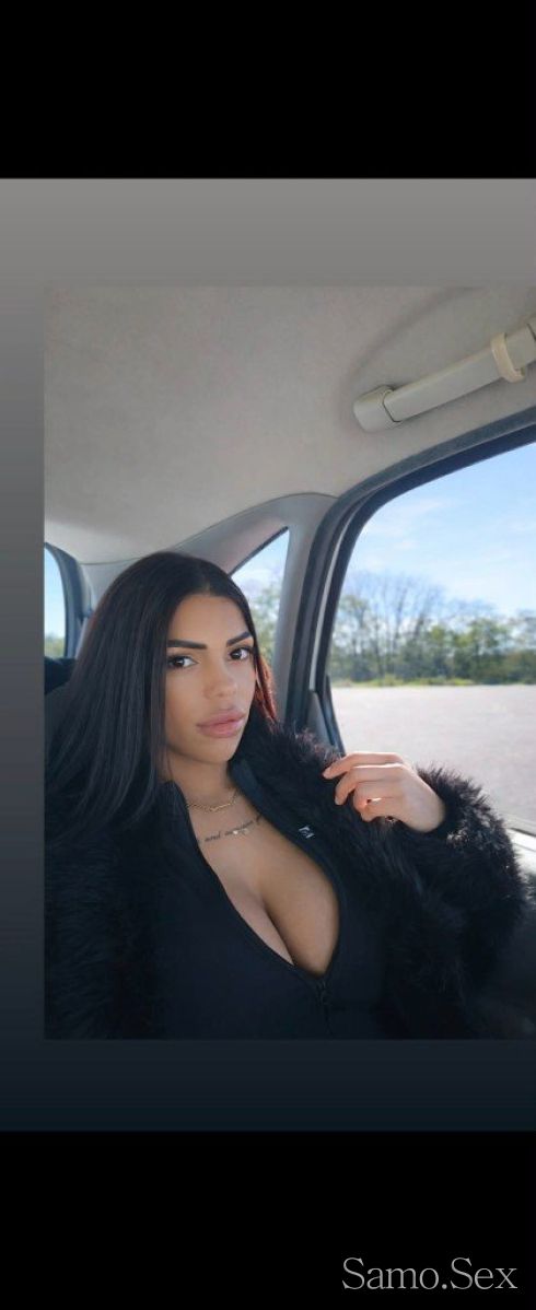 Hot Melissa 😋Sex  Girlfriend -  снимка 1