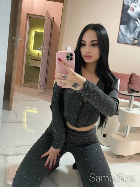 Гореща и незабравима!💋 -  снимка 1