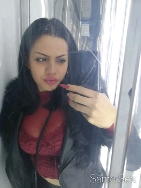 Тясна и страстна💦 -  снимка 3