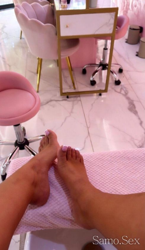 Сладката Ерика нова в градът -  снимка 3