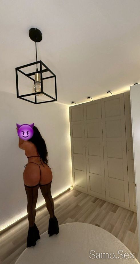 Сладката Ерика нова в градът -  снимка 4