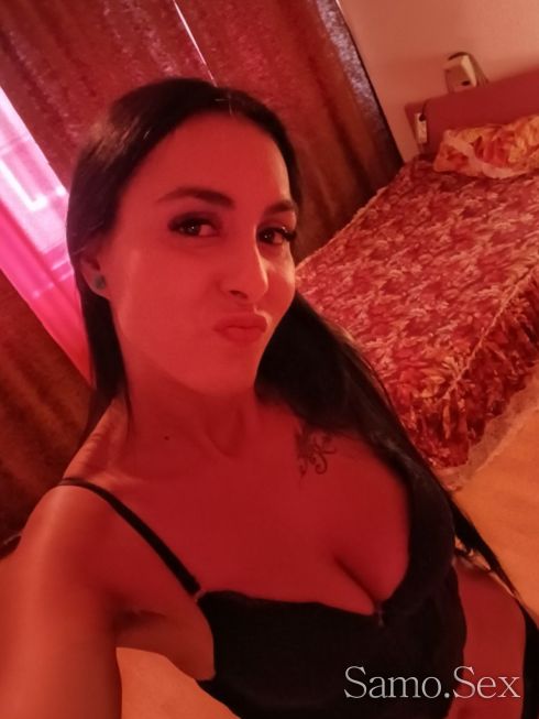 Karolina -  снимка 7