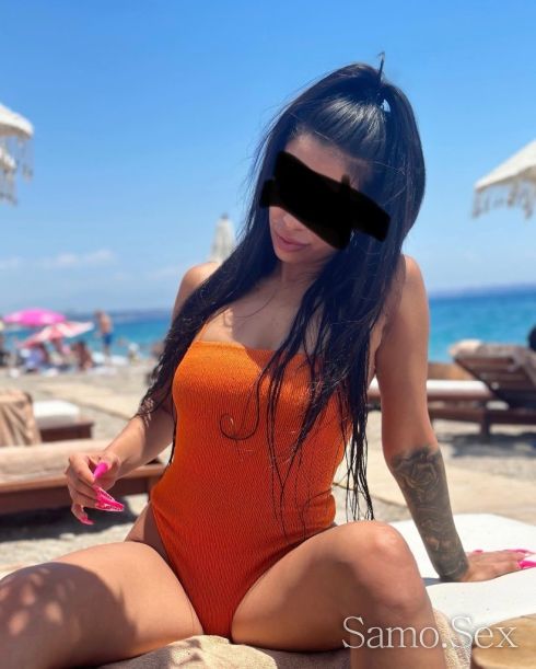 Секси мацка с терен само днес -  снимка 1