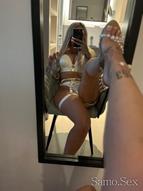 HOT GIRL! 💦 😋💋 -  снимка 6