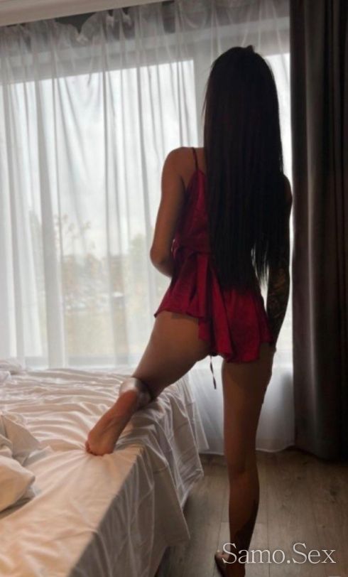 Палавата тигрица ❤️💋🫶 -  снимка 4