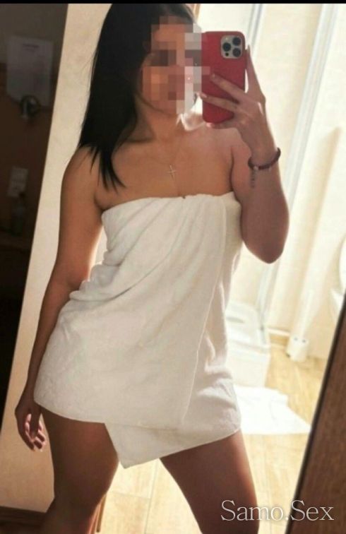 Ела Да Свършим Заедно 😵🍑🍑🍭 -  снимка 1