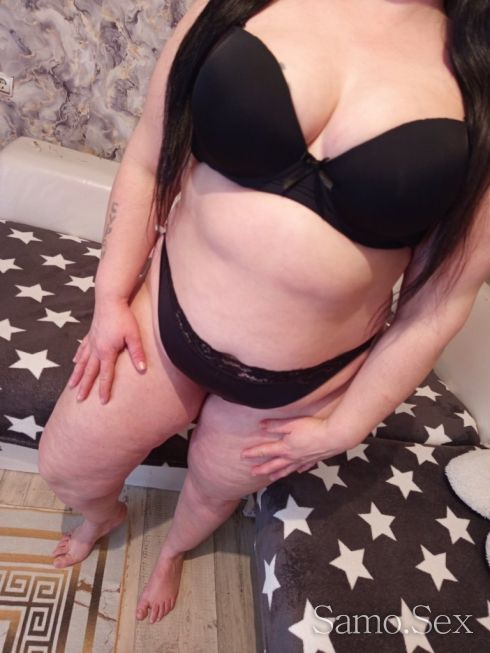 Тигрицата търси своя тигър -  снимка 2