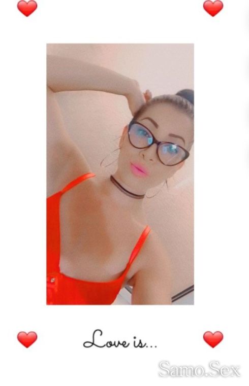 Винаги готова за вас 🥰 -  снимка 2