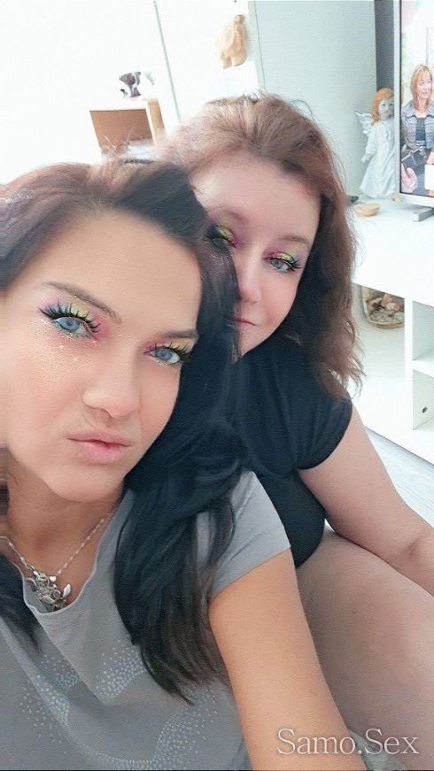 ДВЕ ЕКЗОТИЧНИ -  снимка 1