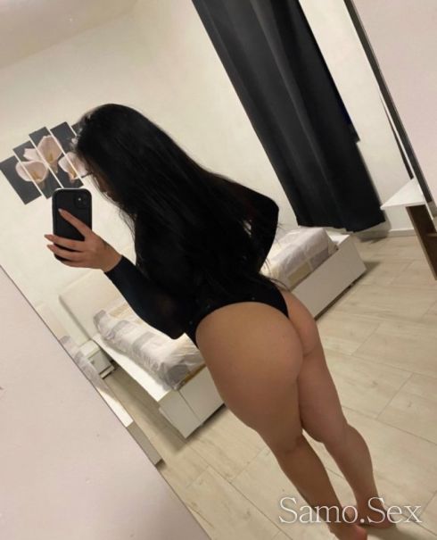 HOT PAMELA 😈 -  снимка 3