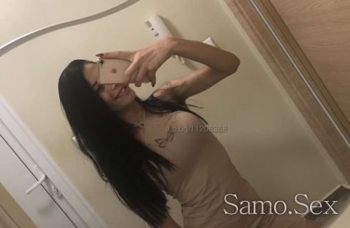 Сладката за изкушение 💋🥰 -  снимка 2