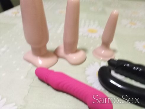 ФИСТИНГ и страпон за опитни и не опитни  ,70€ за 30мин -  снимка 1