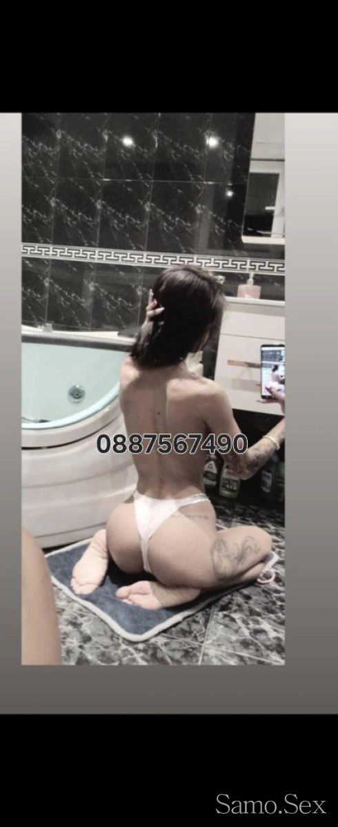 ANal Queen 👸 😍 -  снимка 5