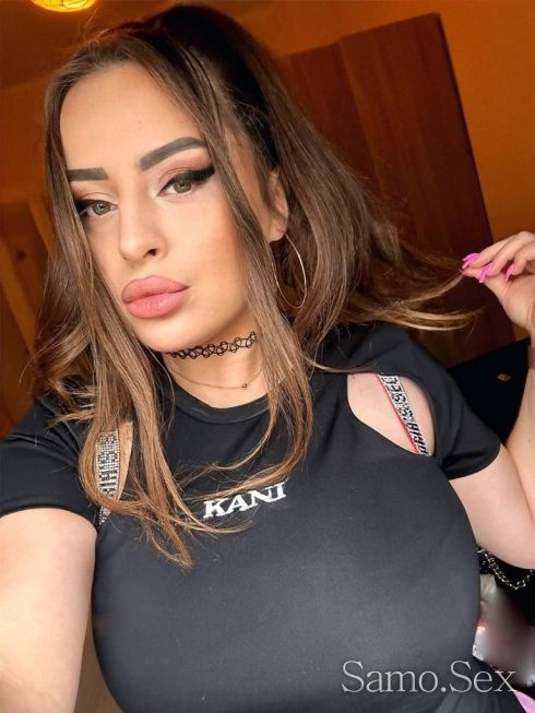 Нещо горещо и реално стига със фейка -  снимка 3