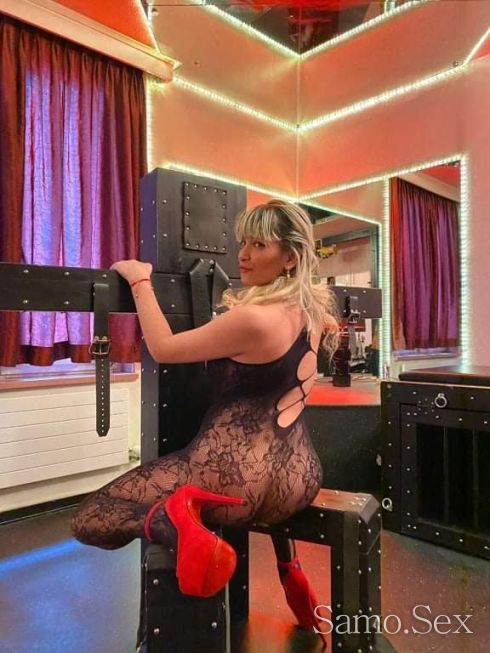 Две реални момичета -  снимка 8