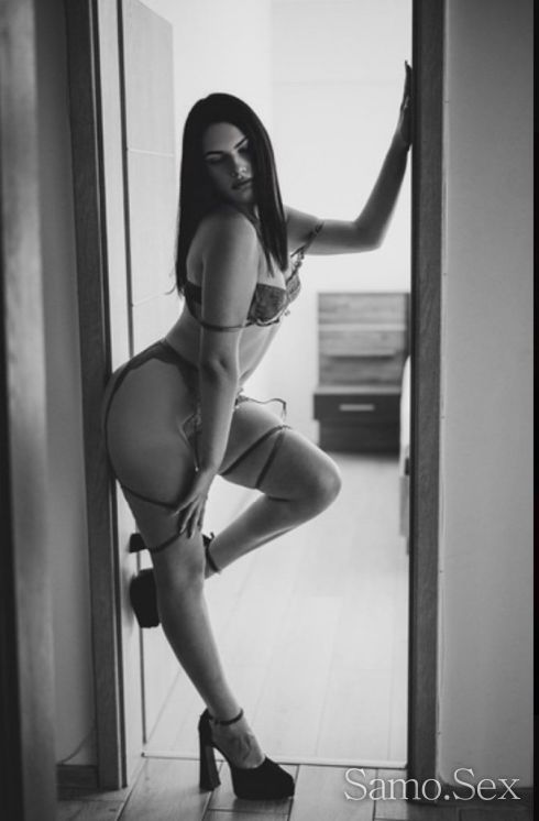 Сладка И страсна нова при вас ела и се васпозвай 😘😘😘 -  снимка 7