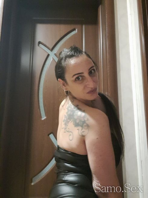 За малко в градъ -  снимка 5