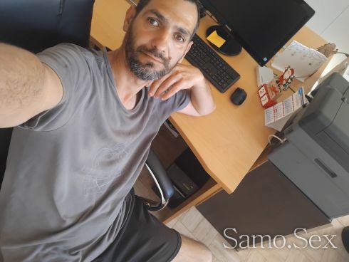 Търся палави жени да лижа предлагам 100 € на вечер -  снимка 9