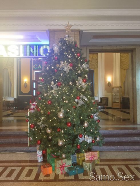 Искам  сперма..🍾🥂🍓🎄💫 -  снимка 2