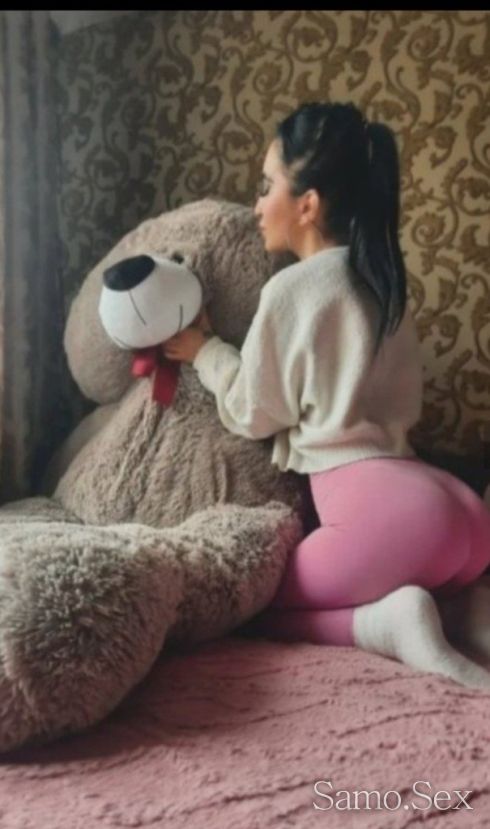 И в кола Богинята на френската ❤️Без презерватив❤️ -  снимка 3