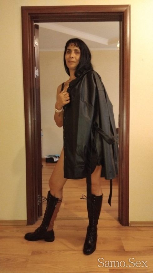 Страсна и опасна. -  снимка 6