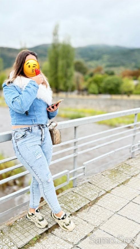 Escort -  снимка 1