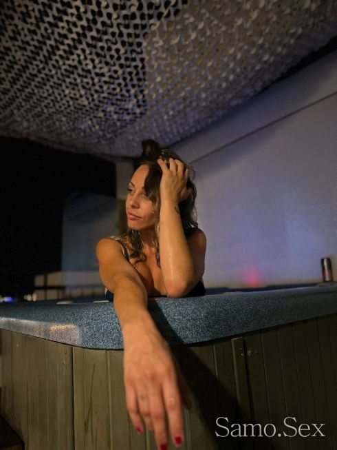 Нова в града и за кратко,напълно реална 💋💋. -  снимка 2