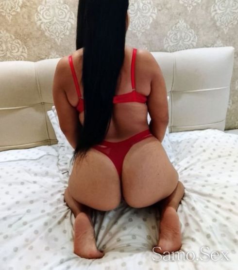 В вашия грат за малко богинята на френска бес 💯💯❤️ -  снимка 1